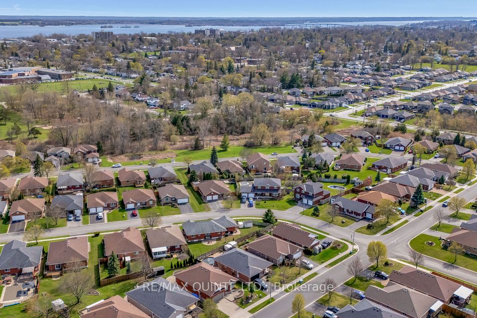 20 Oak Ridge