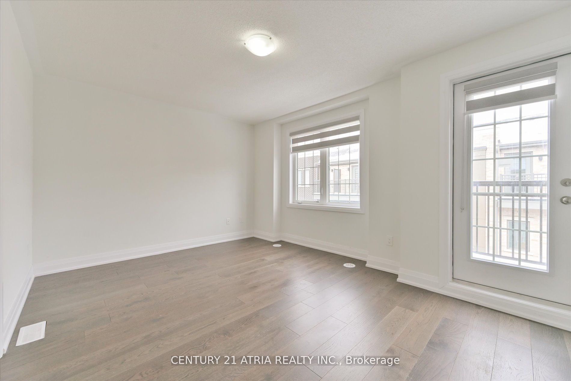 106 Clippers Crescent