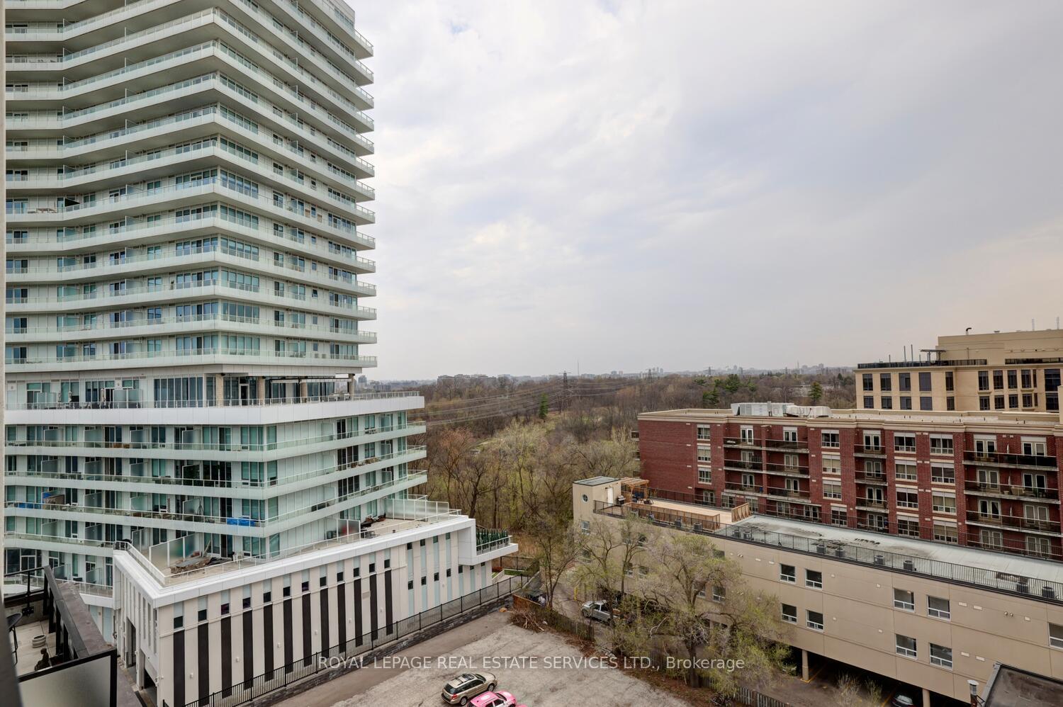 2 Bedrooms Condo at 4208 Dundas,  Toronto For sale