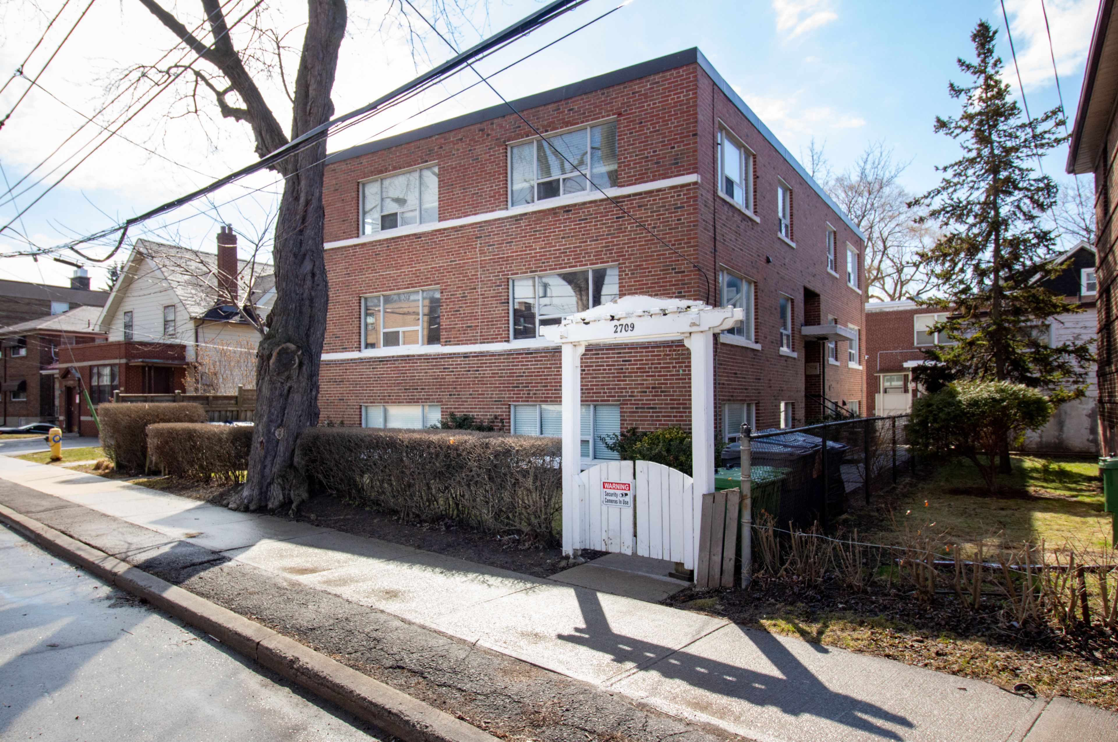 2709 Lake Shore Boulevard Toronto W06 Ontario M8V 1G6