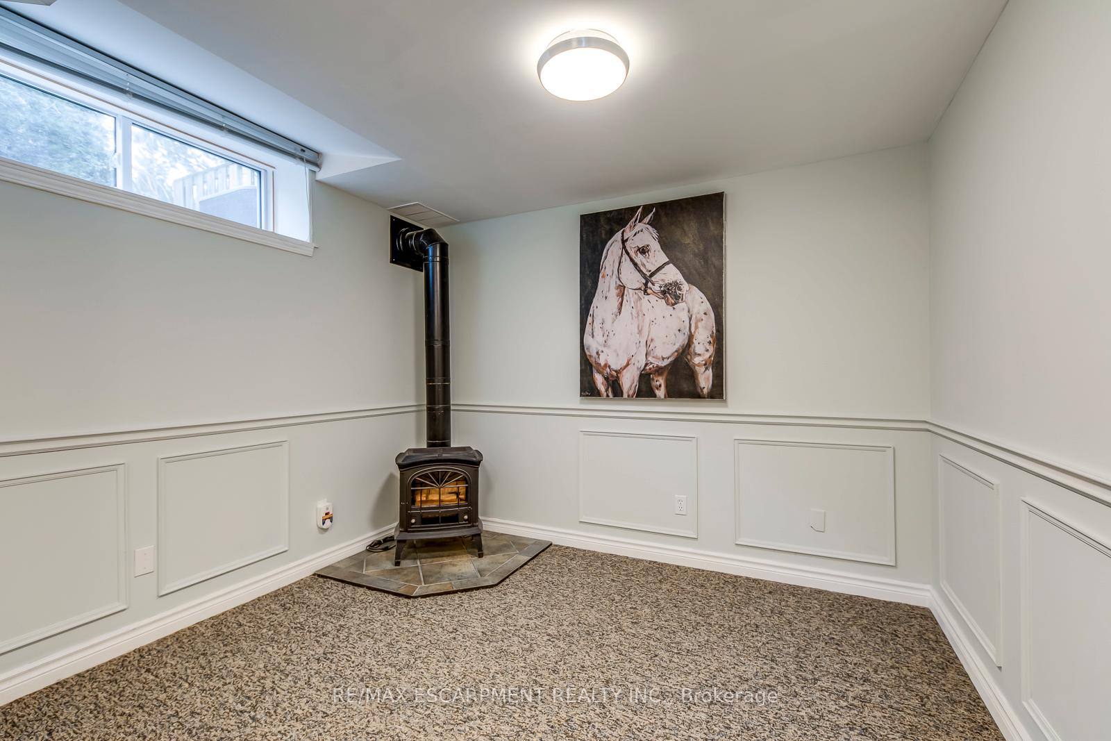 3 Bedrooms Condo at 2880 Headon Forest,  Burlington For sale