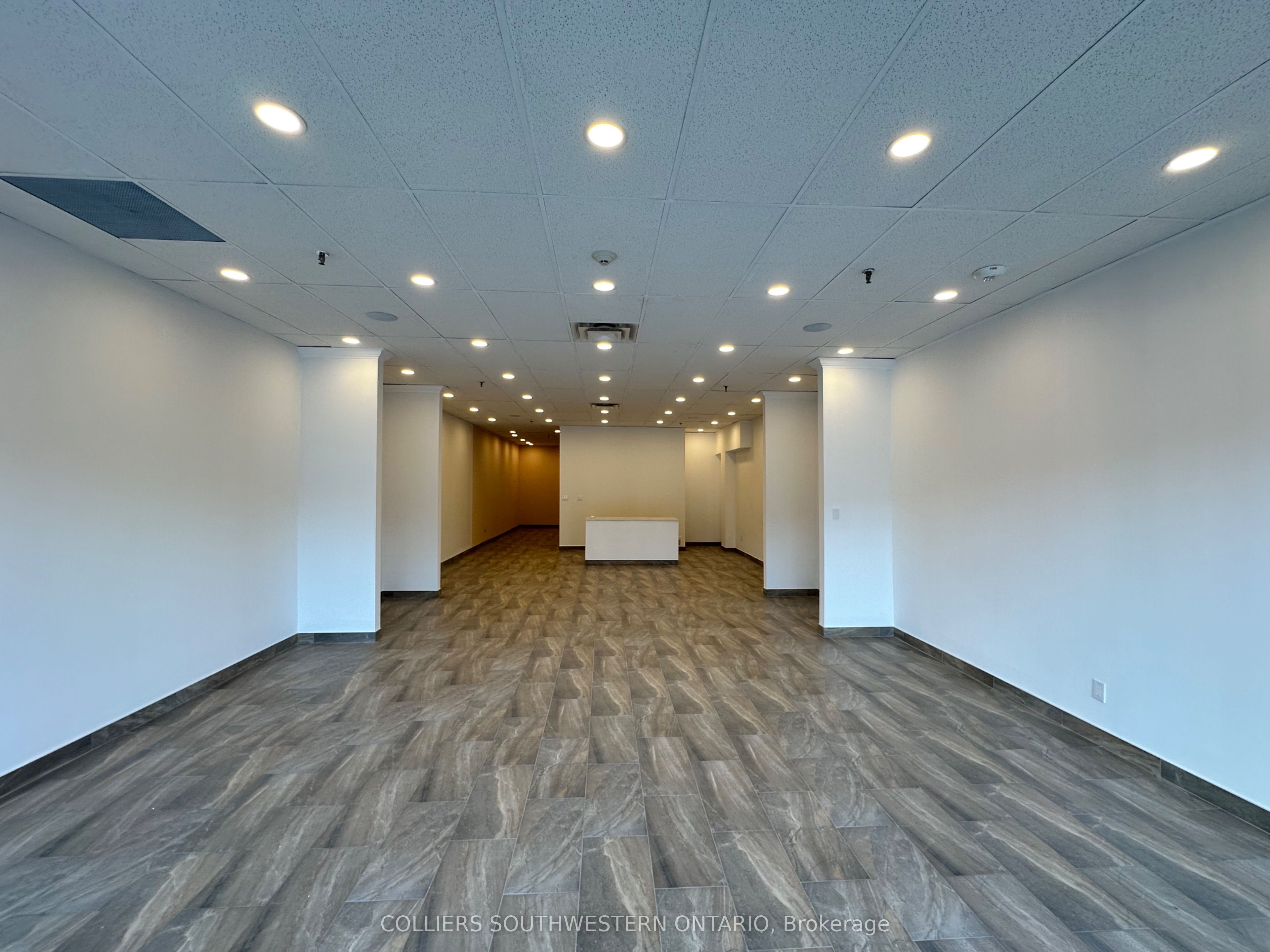 205 Oxford Street E, #C108