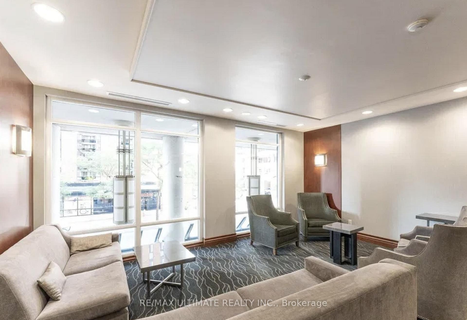 2 Bedrooms Condo at 1121 Bay, Toronto For sale