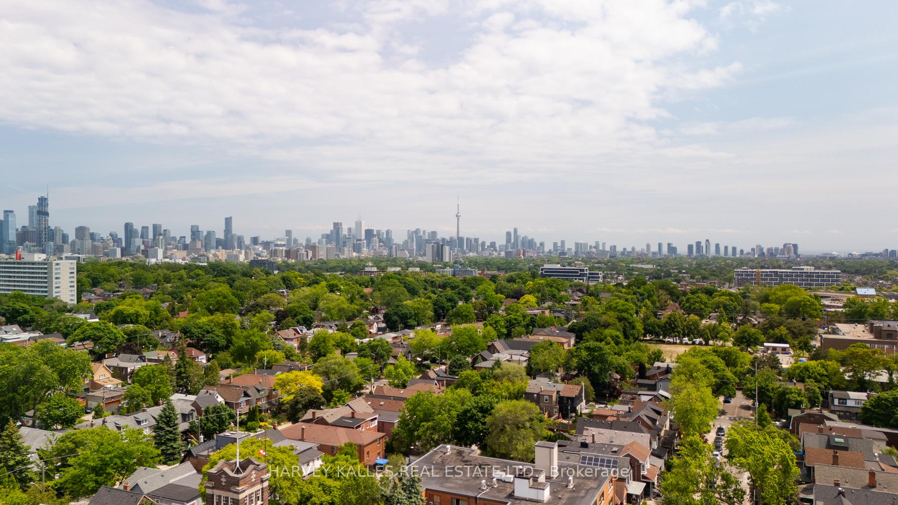 840 St Clair Avenue W 708