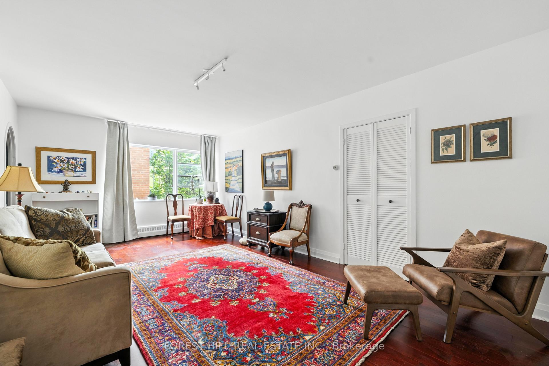 Co-op at 21 Dale, Toronto For sale