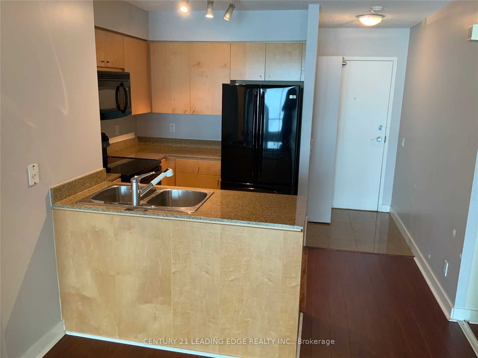 373 Front Street W, #3007
