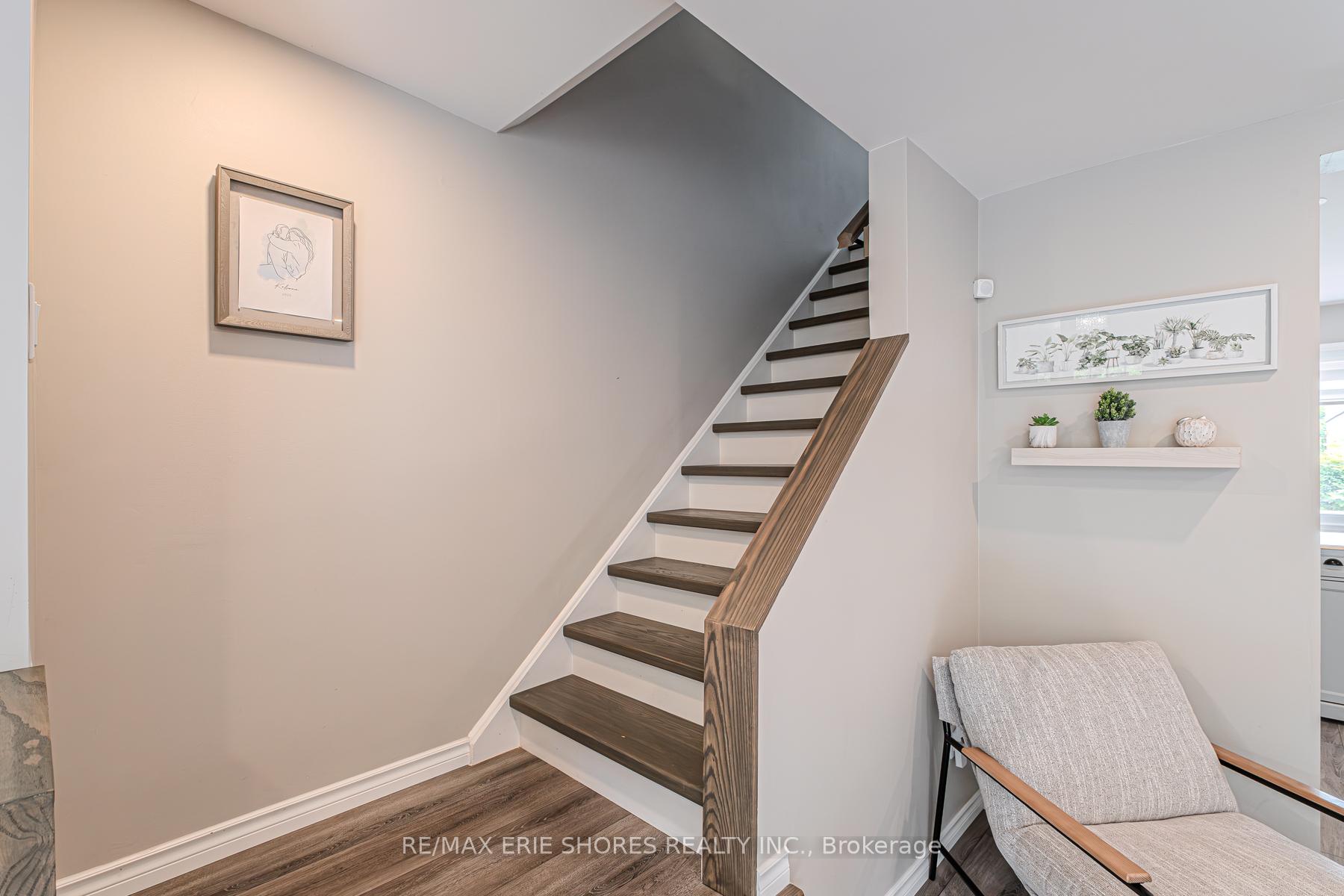 3 Bedrooms Condo at 69 Mount Albion, Hamilton For sale
