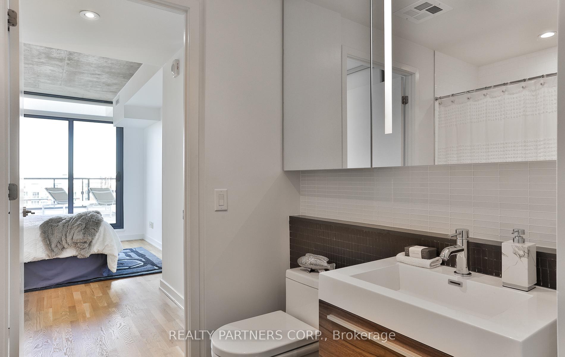 3 Bedrooms Condo at 8 Dovercourt,  Toronto For sale