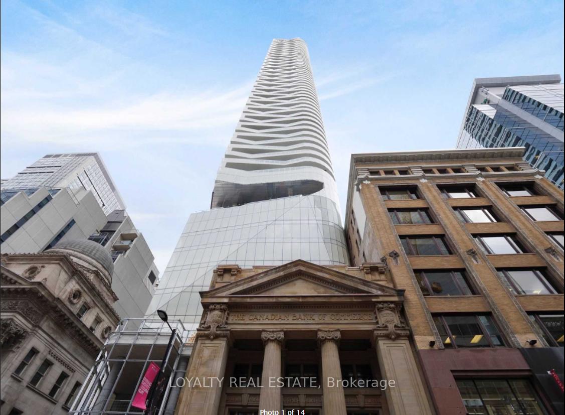 2 Bedrooms Condo at 197 Yonge, Toronto For sale