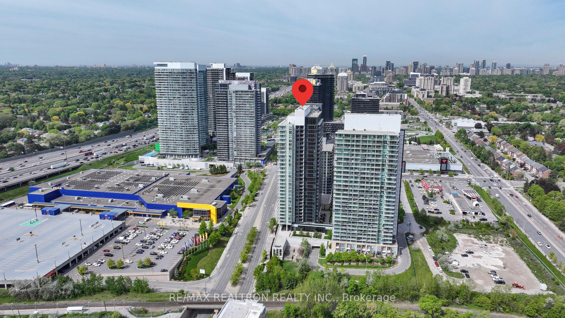 3 Bedrooms Condo at 29 Singer, Toronto For sale