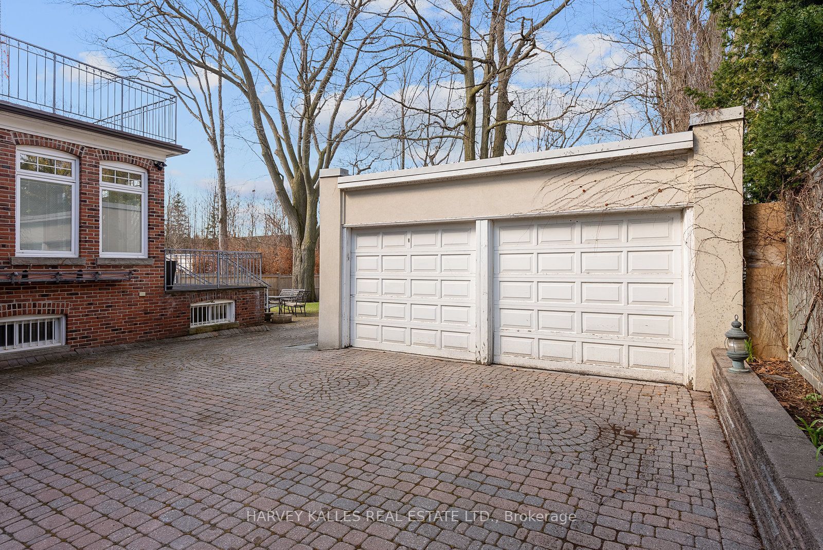 240 Russell Hill Road
