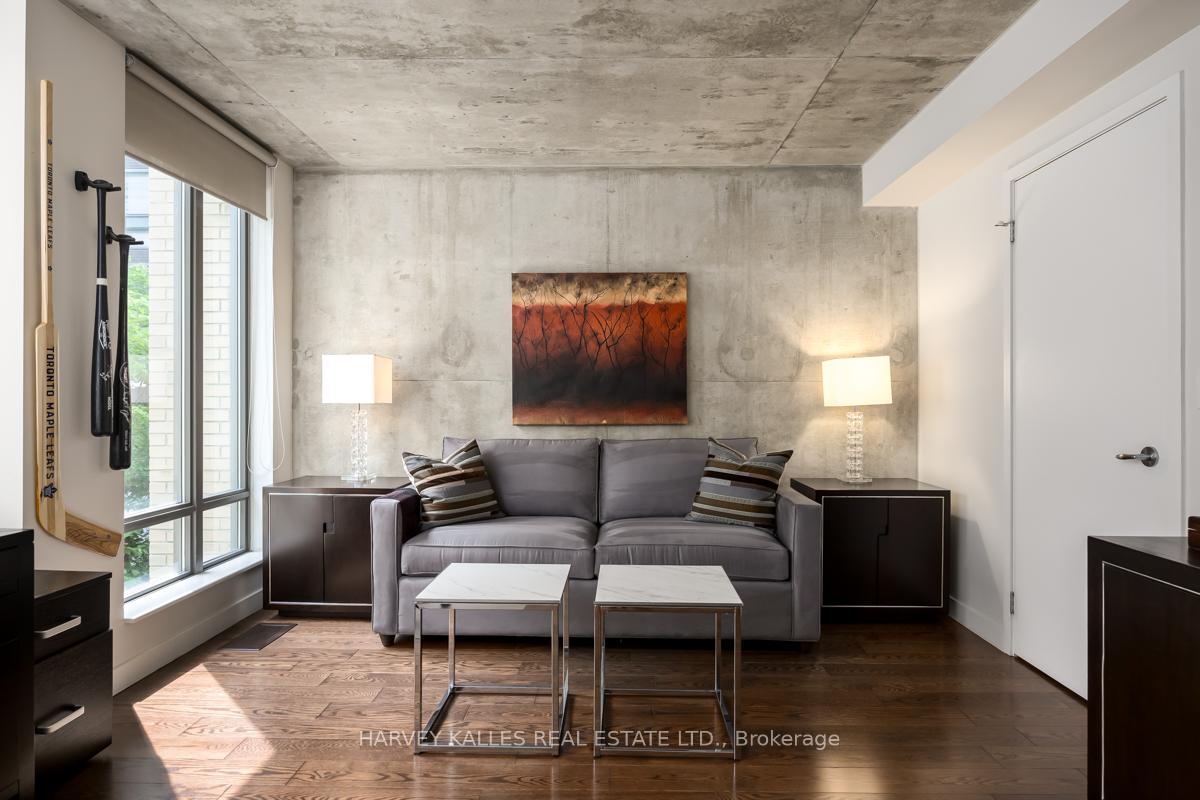 301 Mutual Street 17