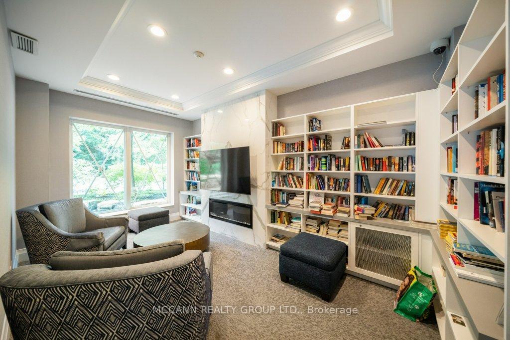 2 Bedrooms Condo at 18 William Carson, Toronto For sale