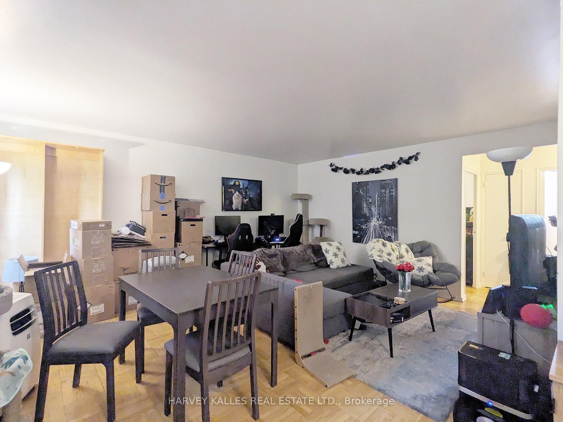1751 Victoria Pk Avenue 201