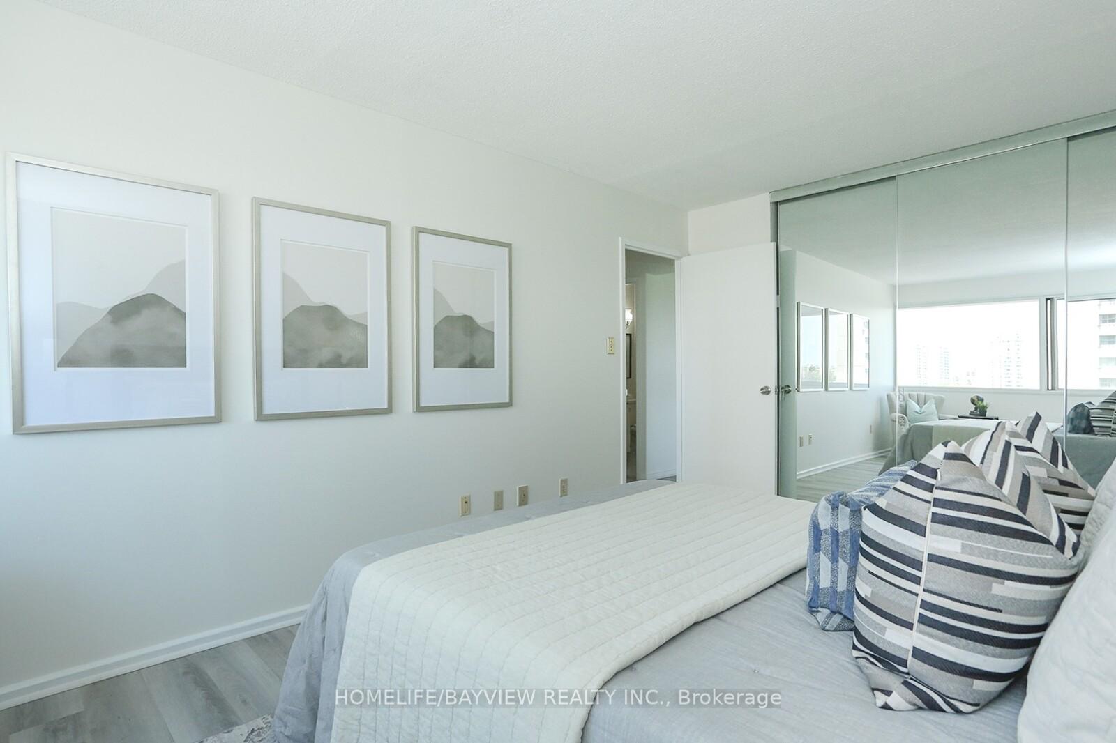 2 Bedrooms Condo at 715 Don Mills,  Toronto For sale