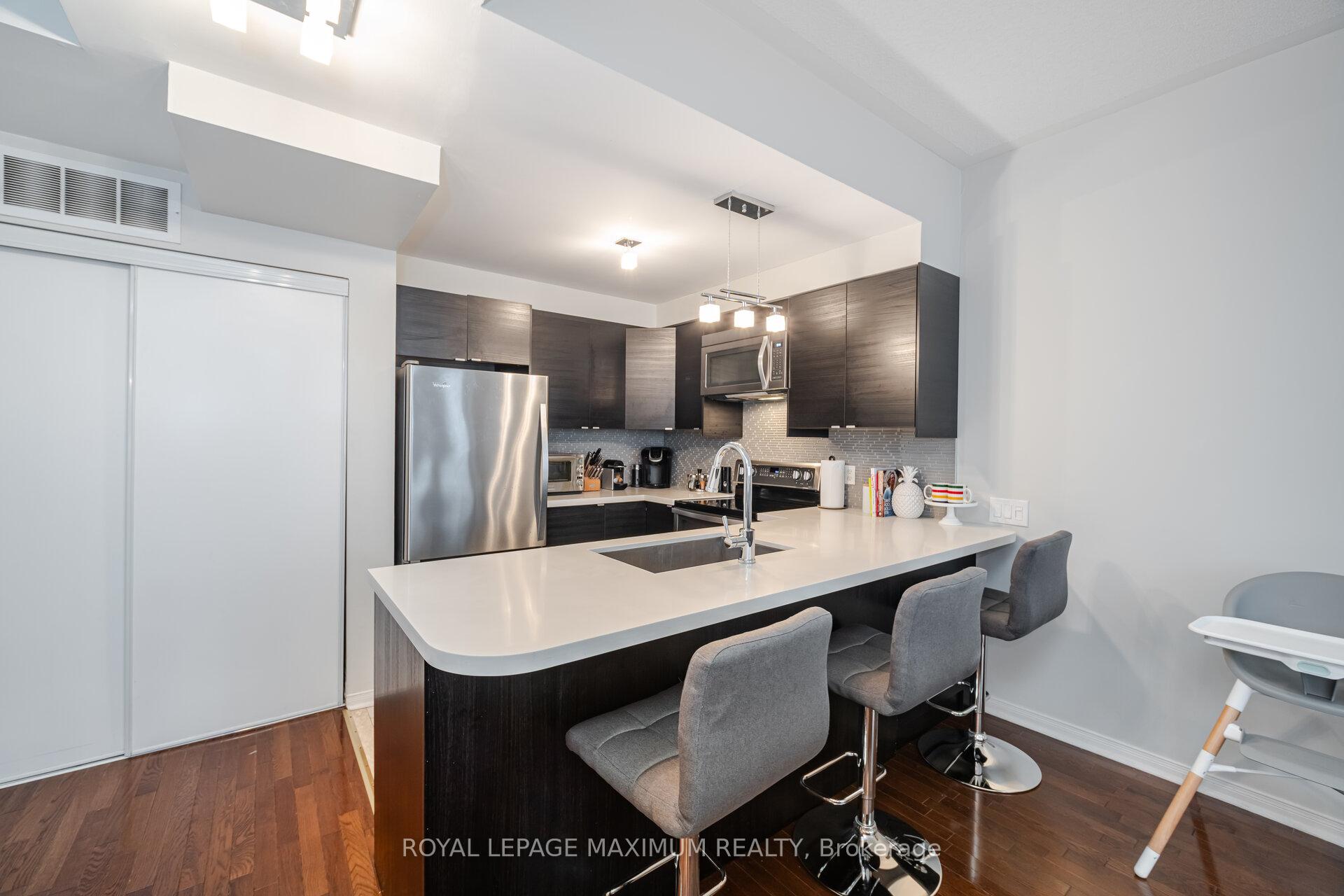 3 Bedrooms Condo at 760 Lawrence, Toronto For sale