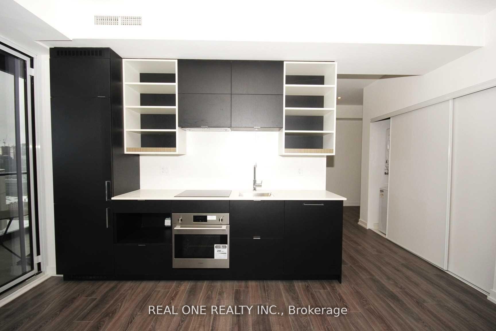 3 Bedrooms Condo at 20 Edward, Toronto For sale