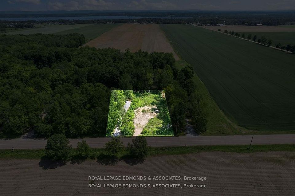 1386 Wilson Road, Laurentian Valley, ON K8A 6W4