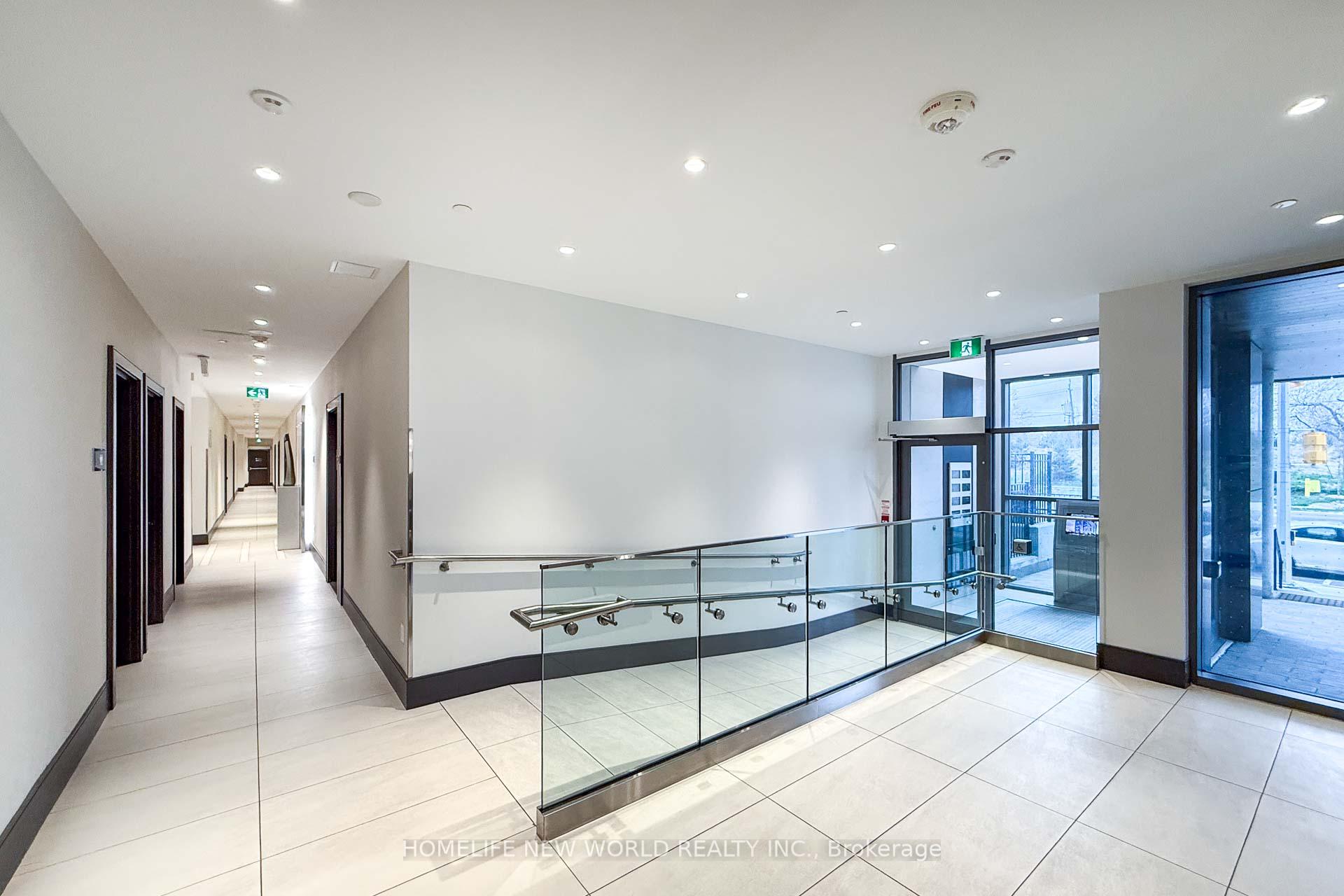 2 Bedrooms Condo at 10 De Boers,  Toronto For sale