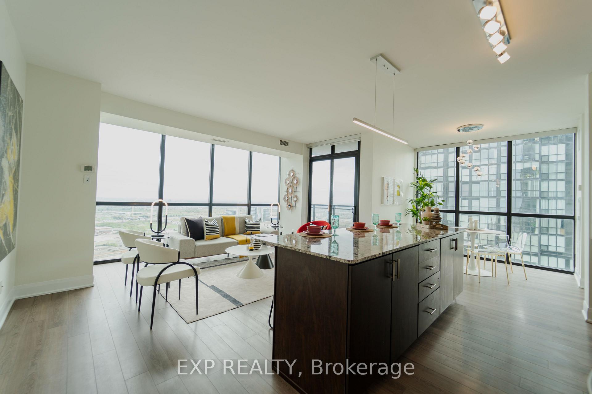 2 Bedrooms Condo at 2900 Highway 7, Vaughan For sale
