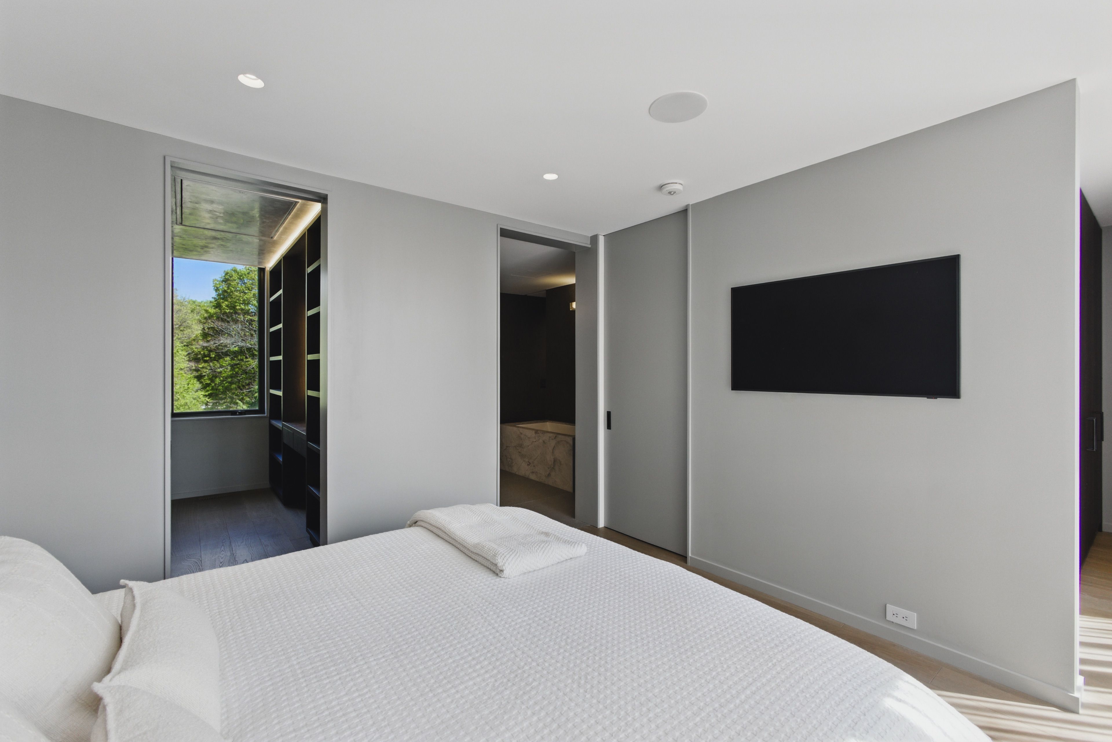 60 Follis Avenue