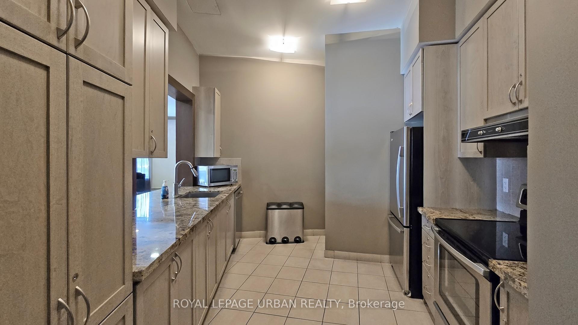2 Bedrooms Condo at 60 Heintzman, Toronto For sale