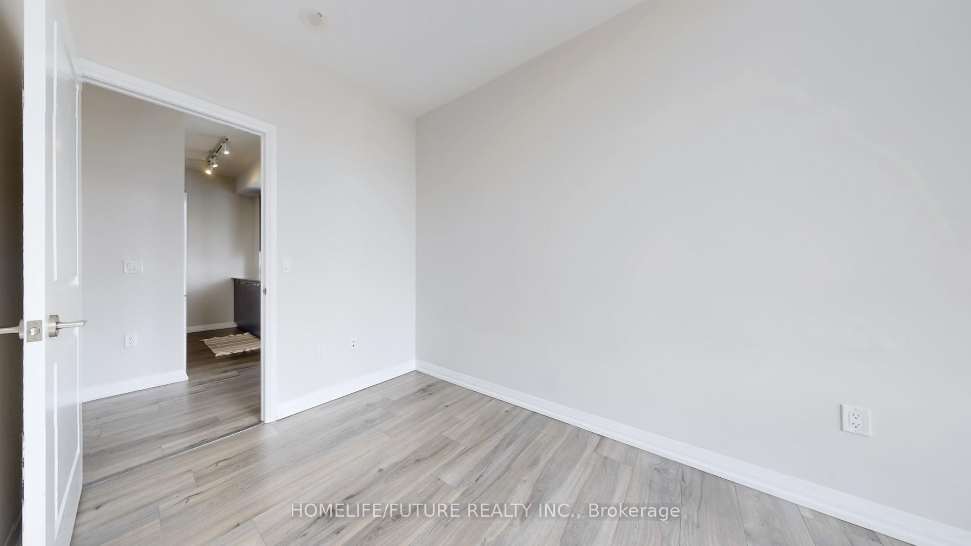 3 Bedrooms Condo at 50 Ann O’reilly, Toronto For sale