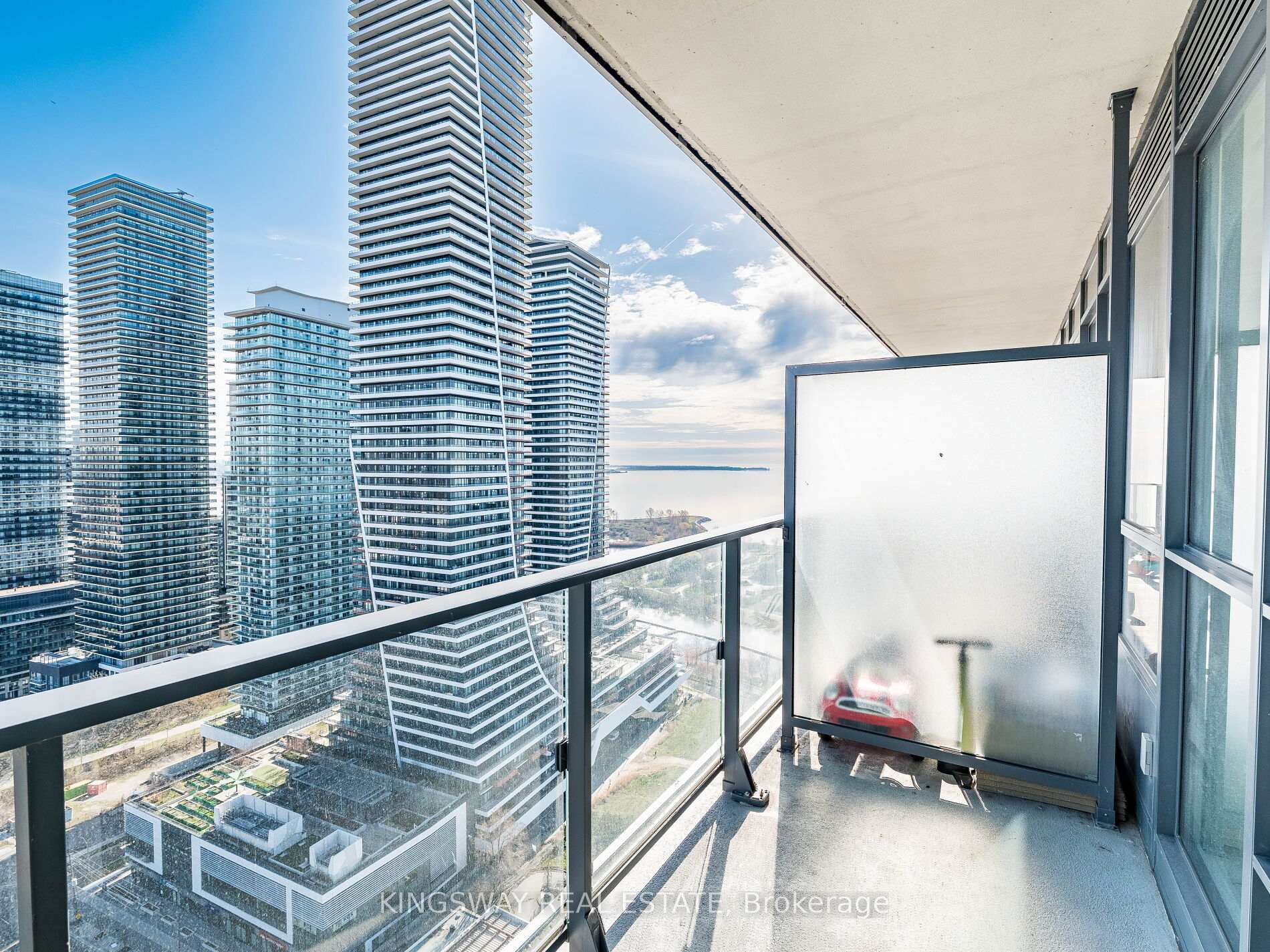 2 Bedrooms Condo at 2200 Lakeshore,  Toronto For sale
