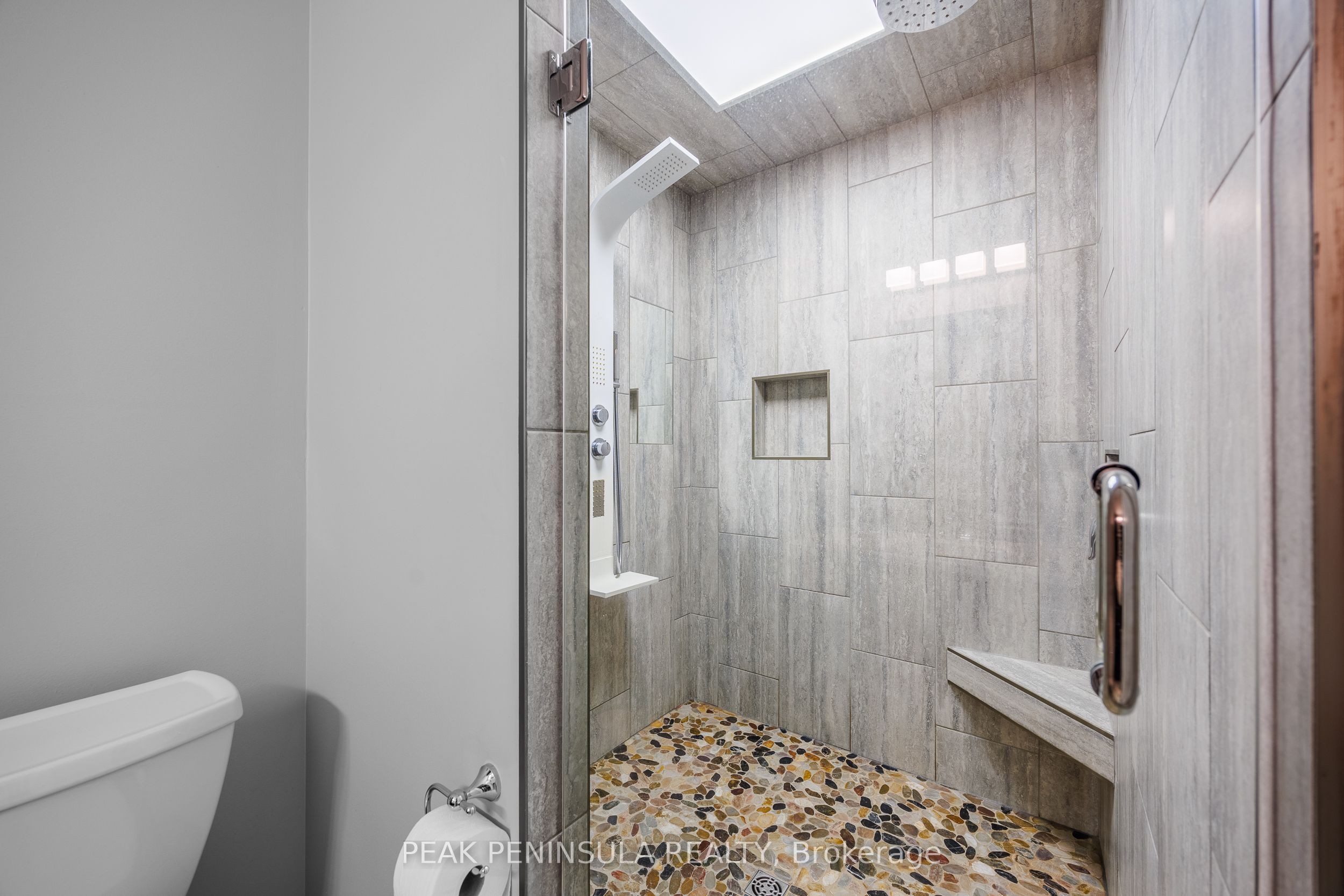 8383 Sandytown Road, Bayham Straffordville