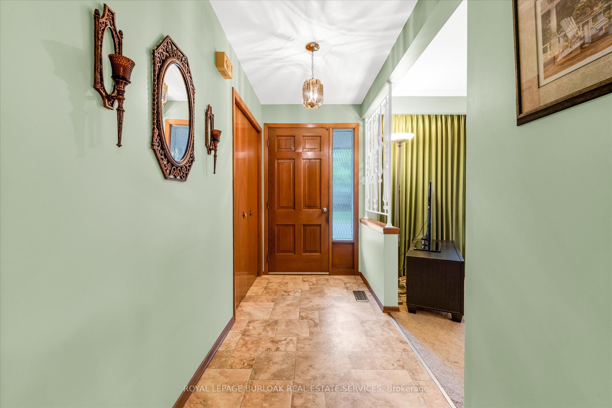 126 Pleasant Avenue