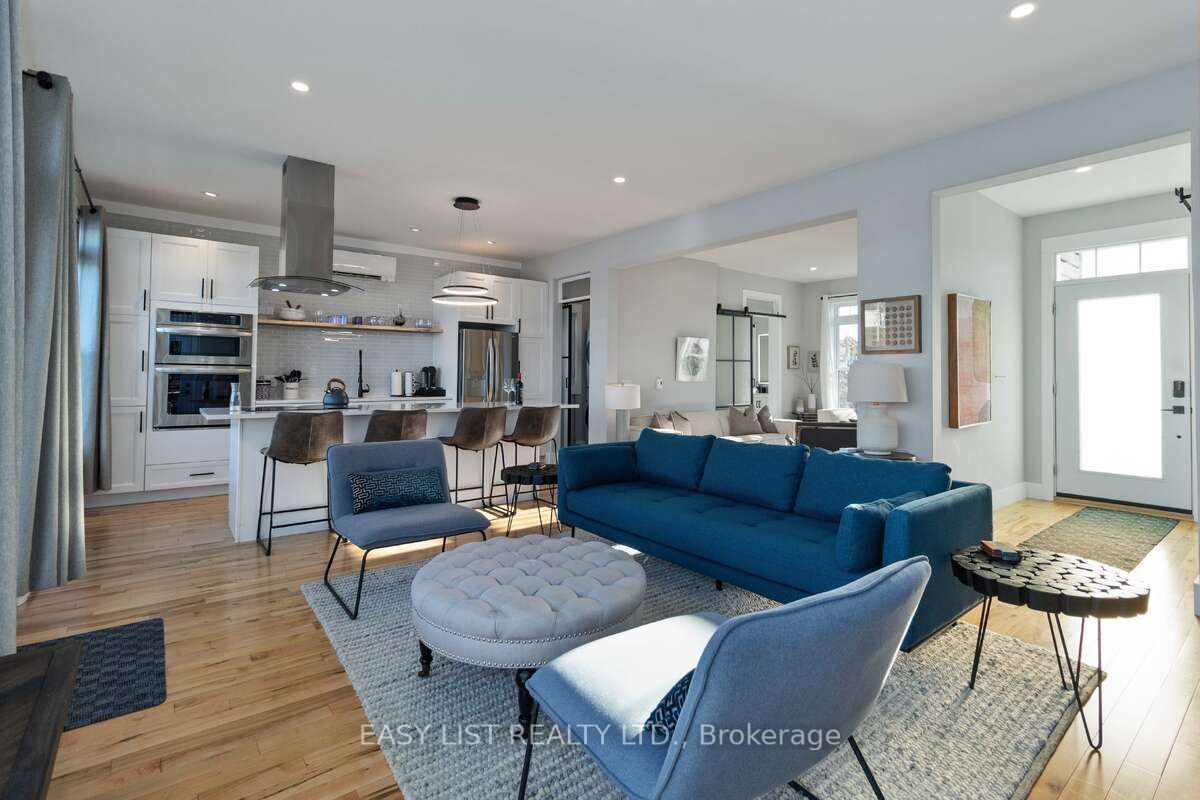 693 Mason Beach Road, #3