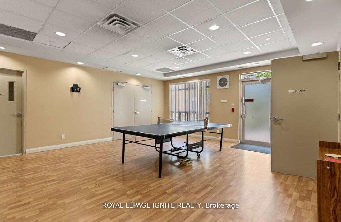 2 Bedrooms Condo at 3650 Kingston, Toronto For sale