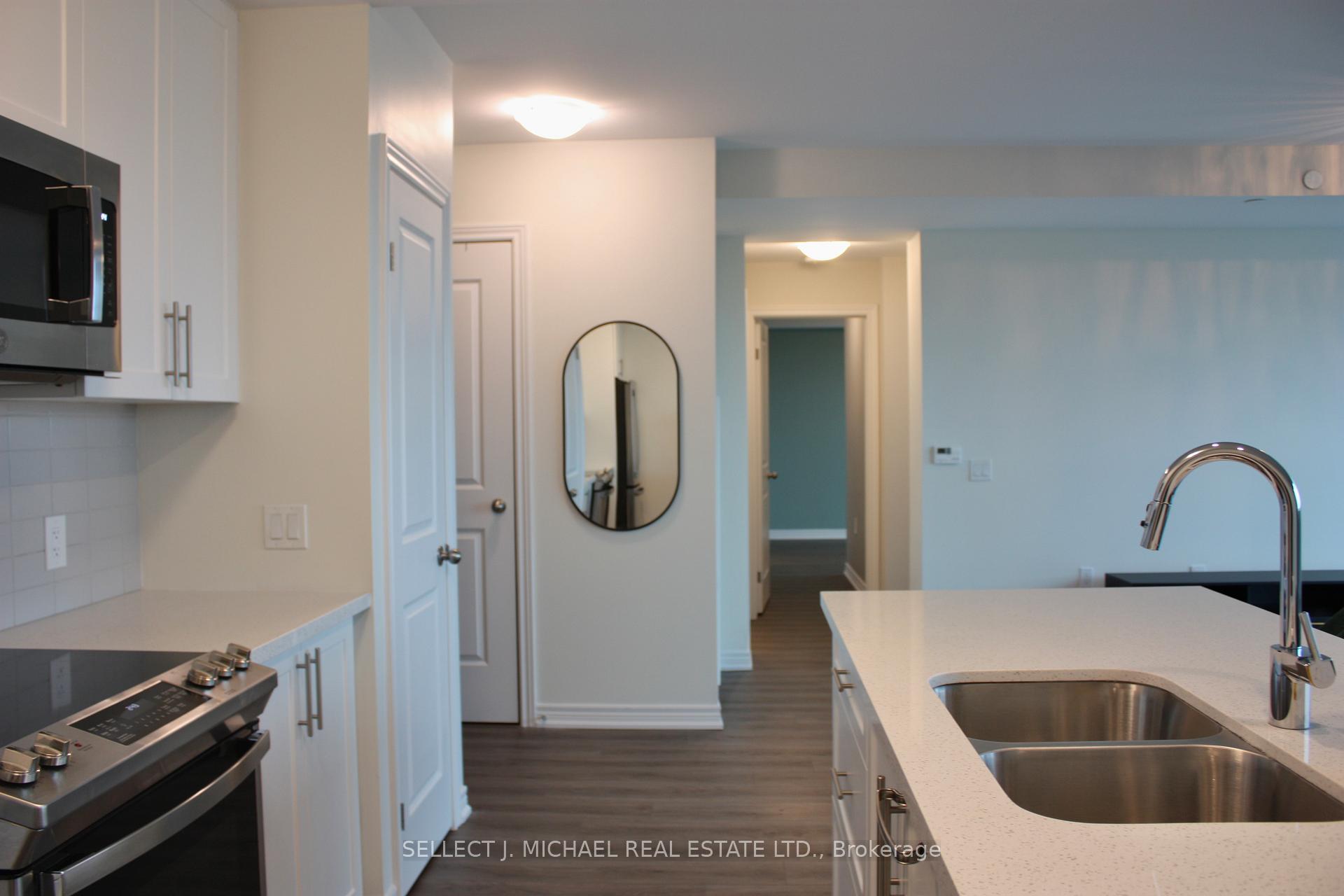 2 Bedrooms Condo at 2750 King,  Hamilton For sale