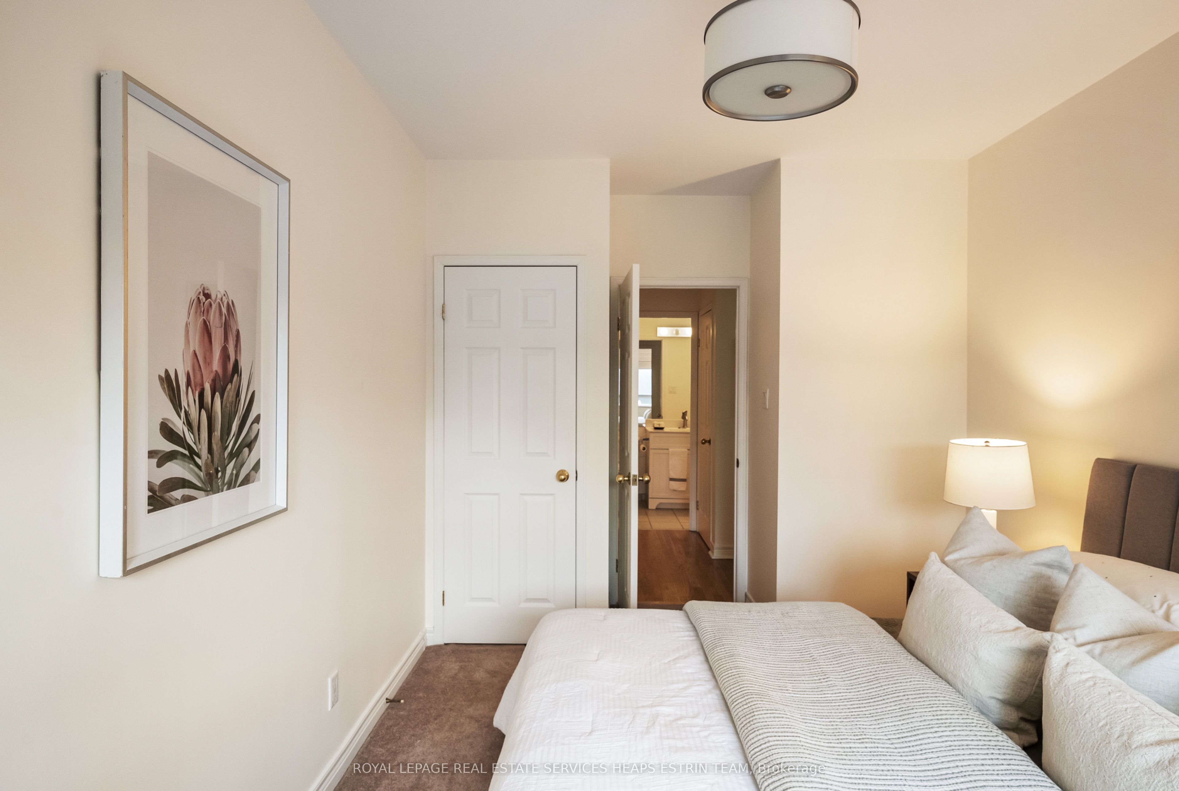 1231 Yonge Street, #214