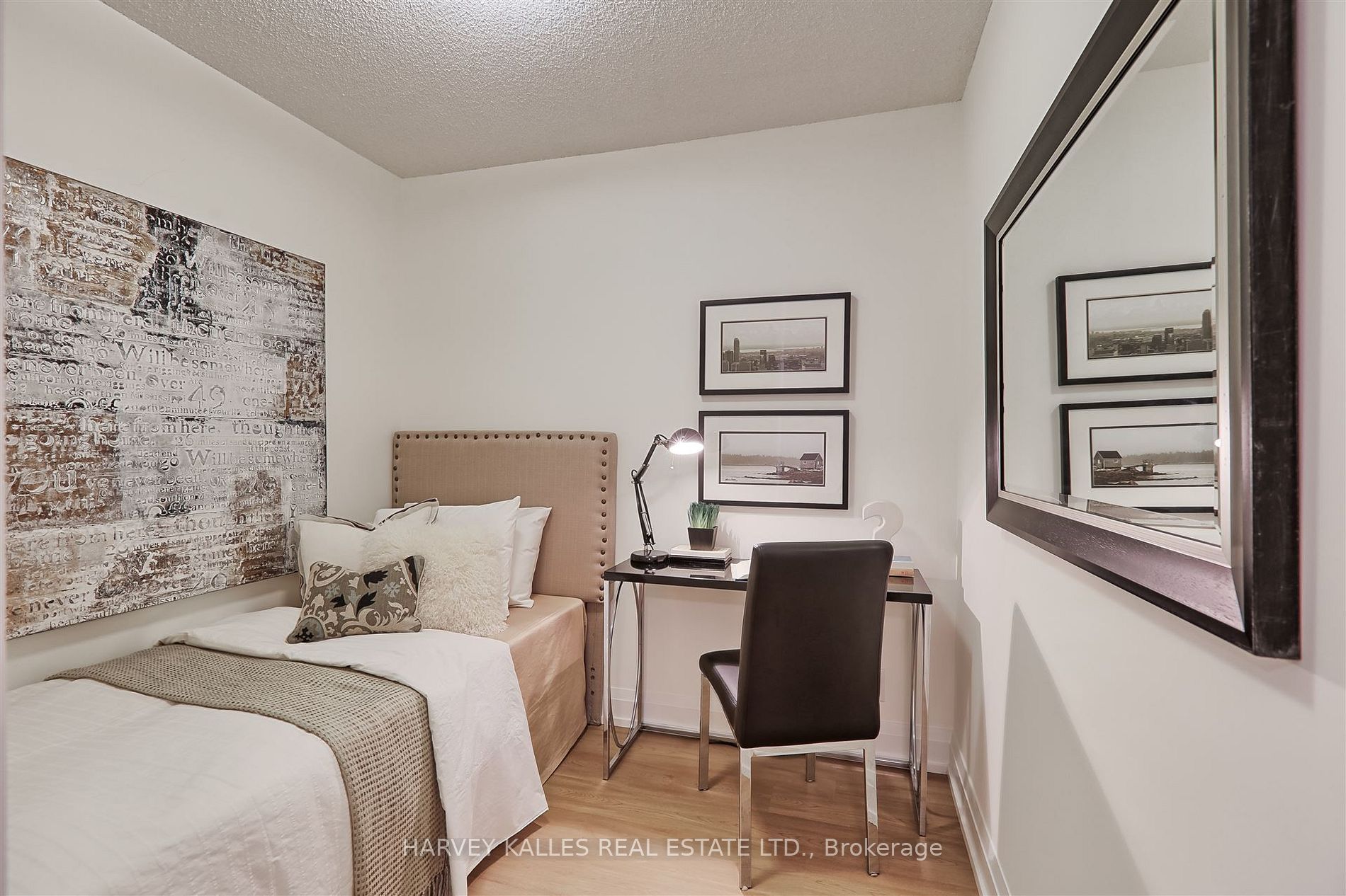 1070 Sheppard Avenue W 912