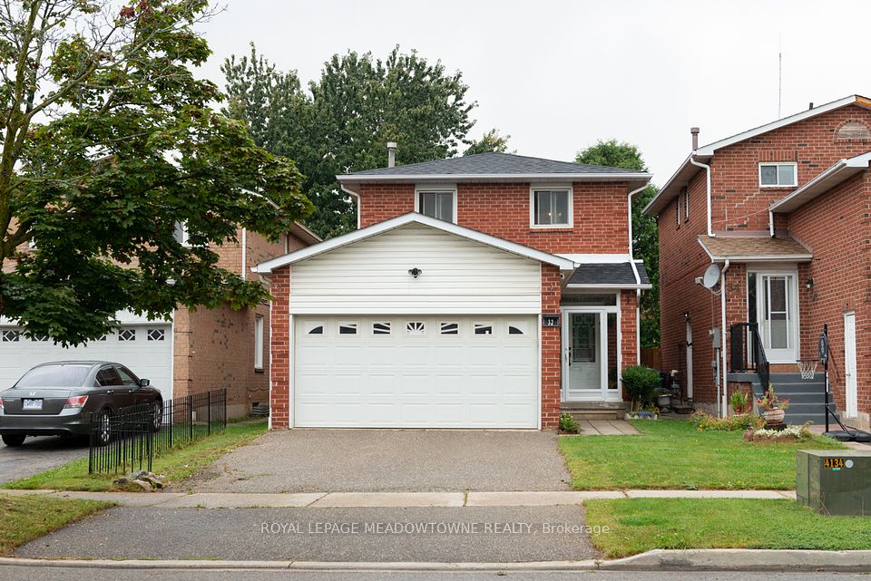 32 Clarridge Court, Brampton, ON L6X 3N5