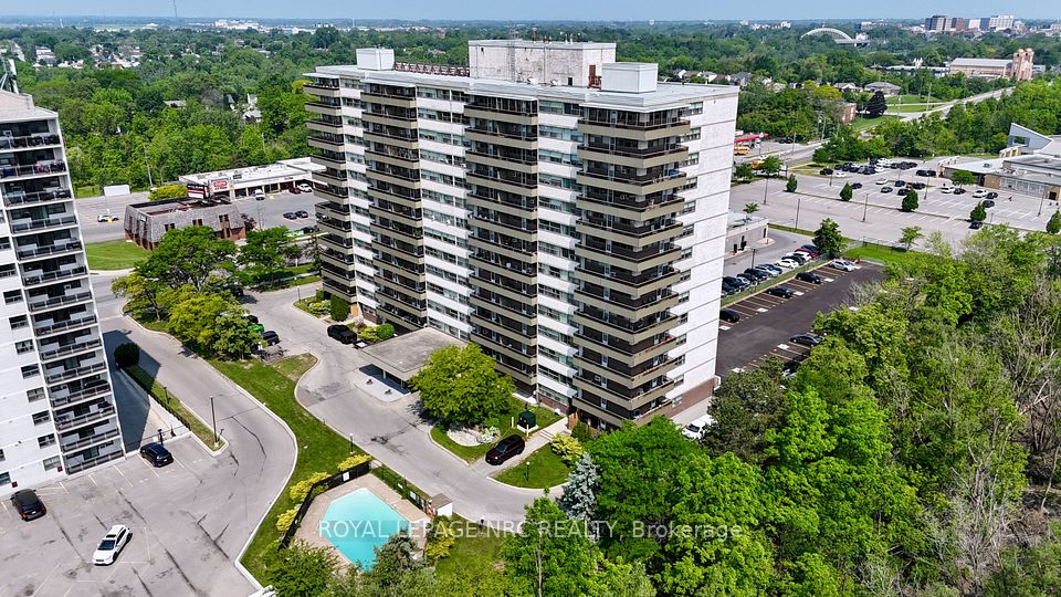 215 Glenridge