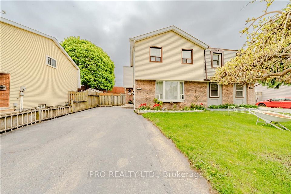 1413 Fenelon
