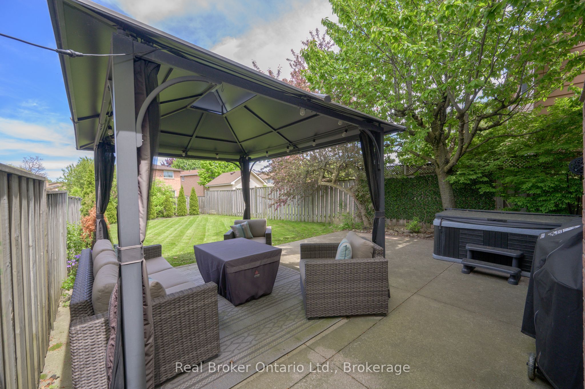 353 Macintosh Drive