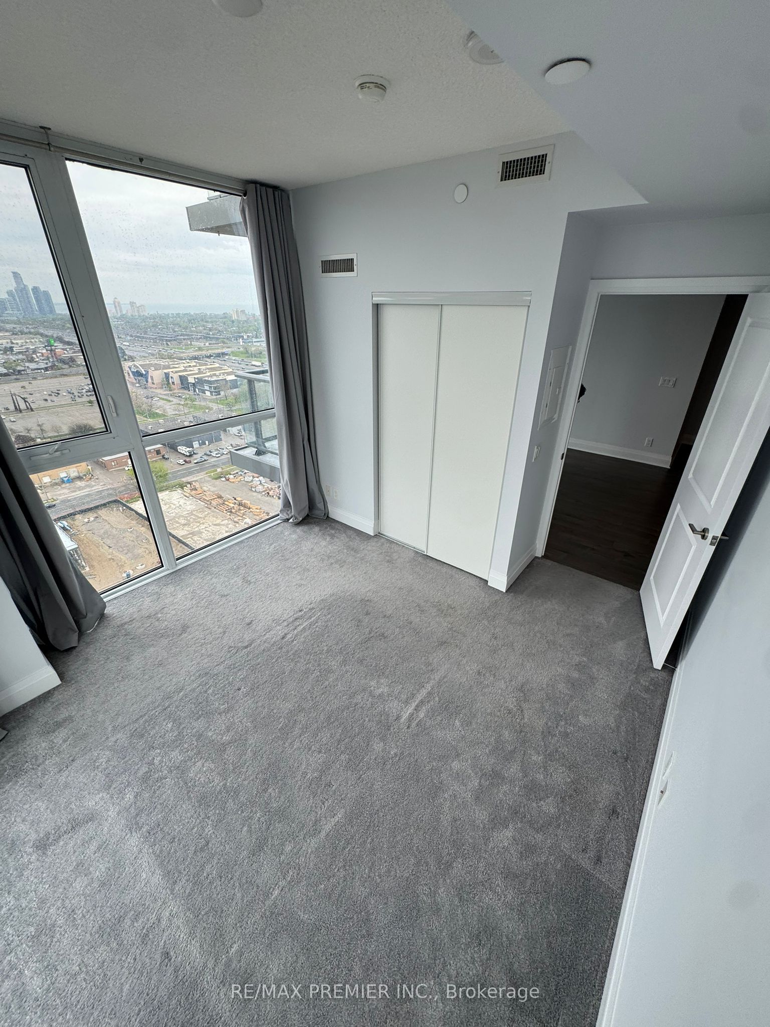 17 Zorra Street, #2103