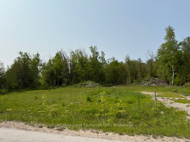 3 Lorne Beach Road, Kincardine, ON N0G 2T0