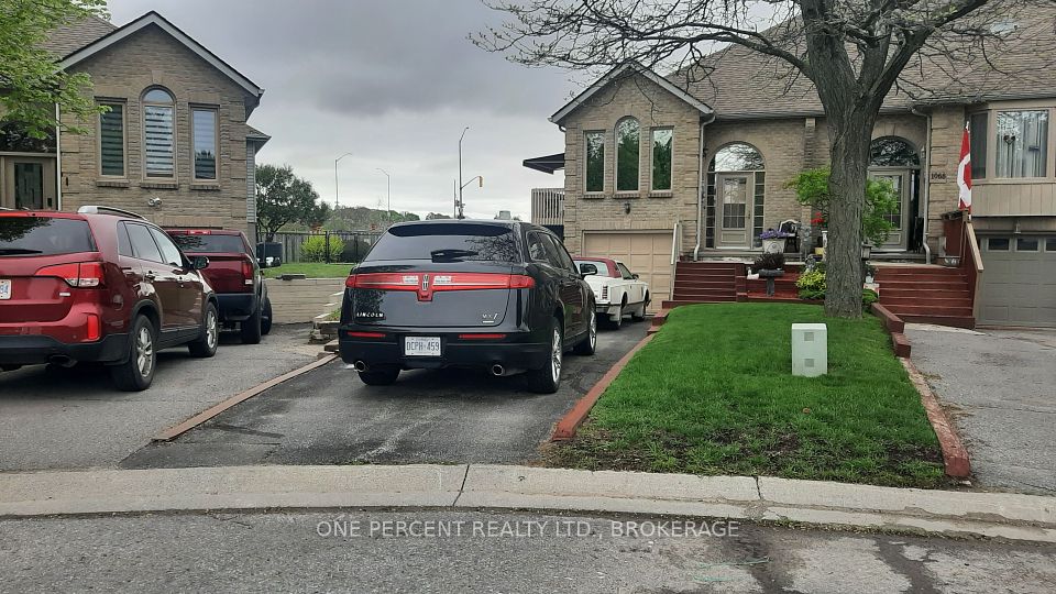 1070 Featherstone