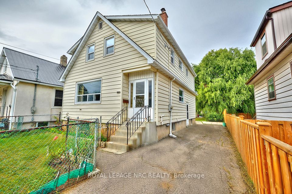223 Niagara
