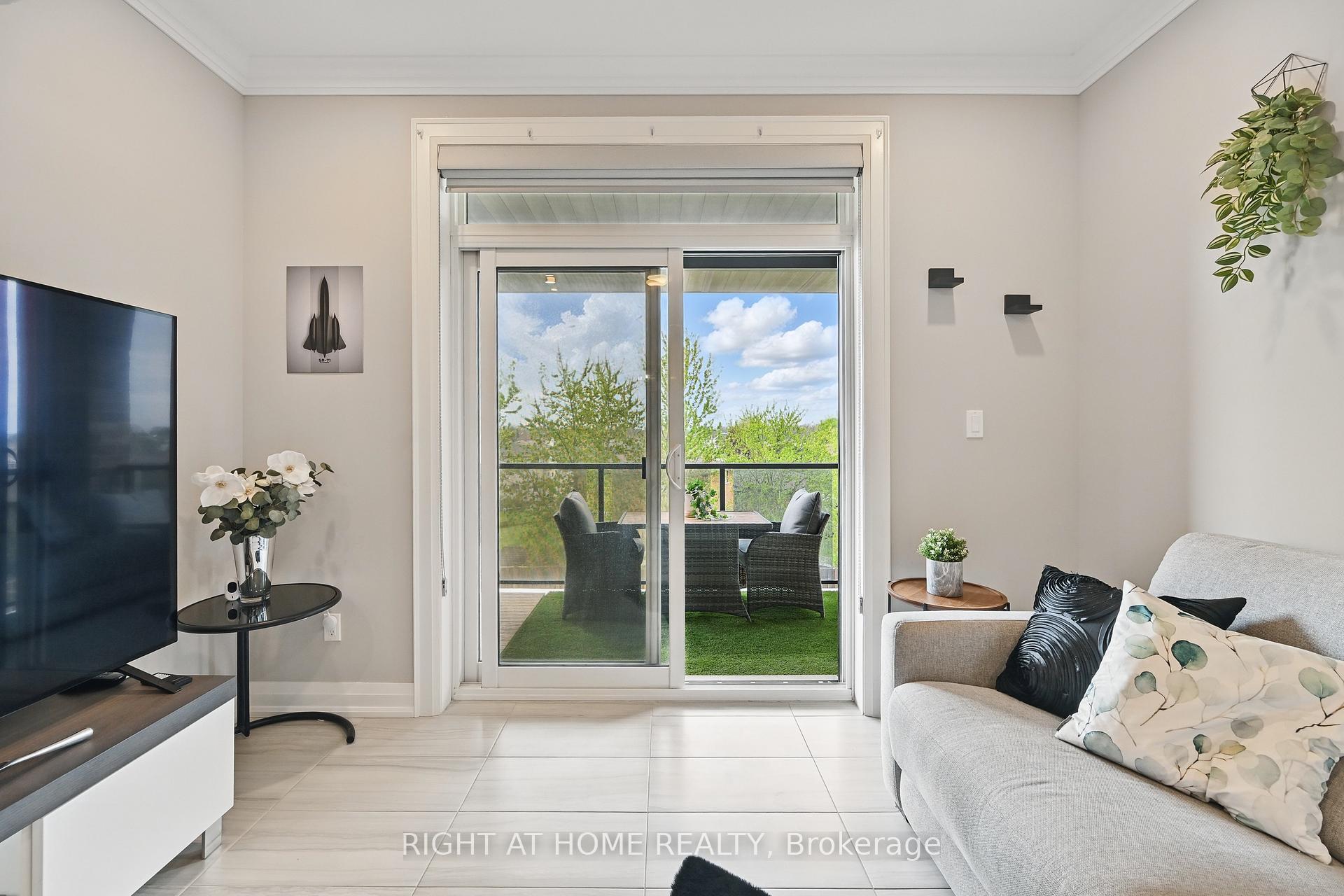 1 Bedroom Condo at 257 Millen, Hamilton For sale