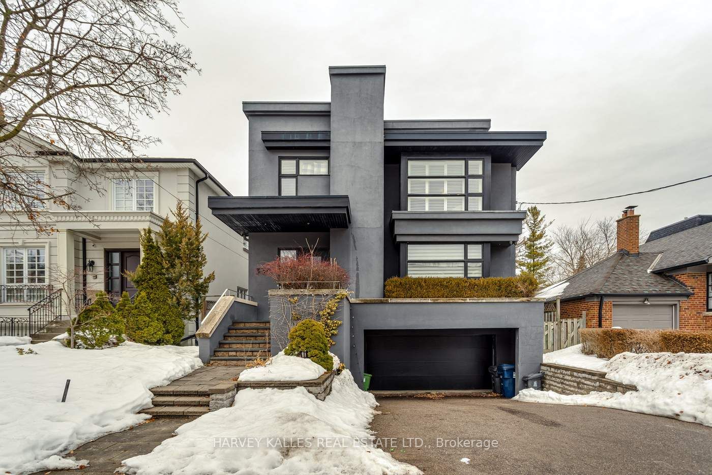 330 Brooke Avenue, Toronto, ON M5M 2L3
