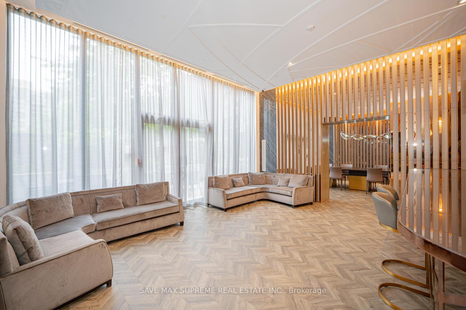 2 Bedrooms Condo at 7 Kenaston, Toronto For sale