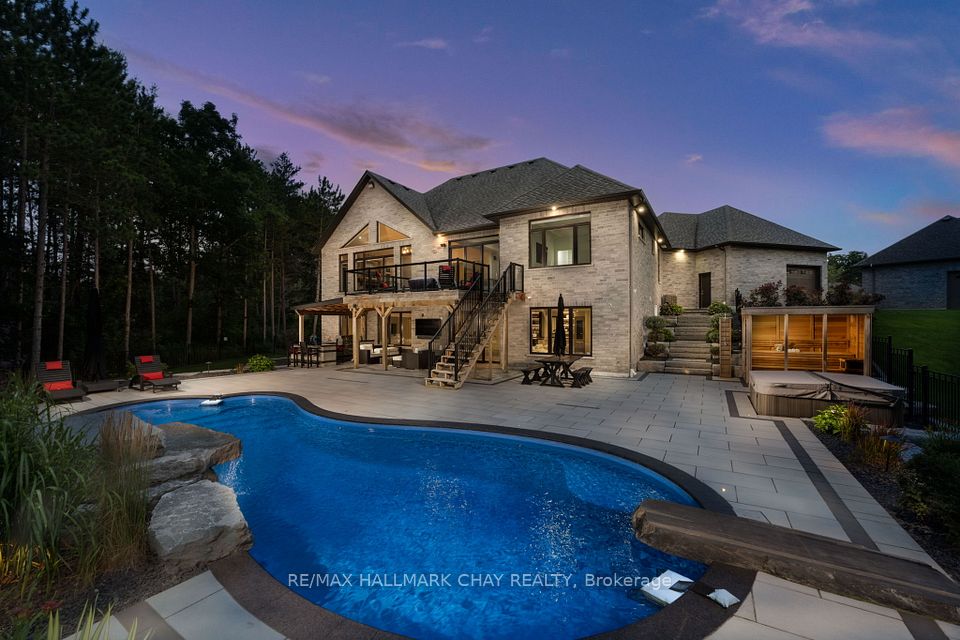 105 Mennill Drive, Springwater, ON L0L 1Y3