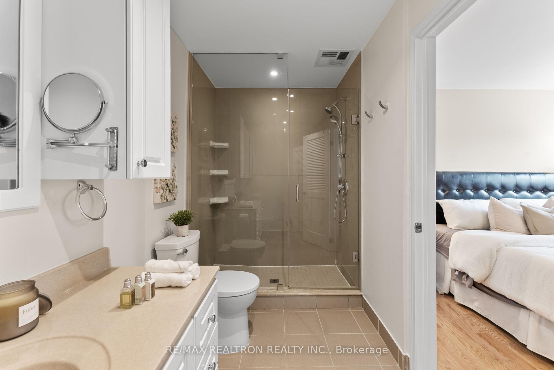 4 Bedrooms Condo at 316 Torresdale, Toronto For sale