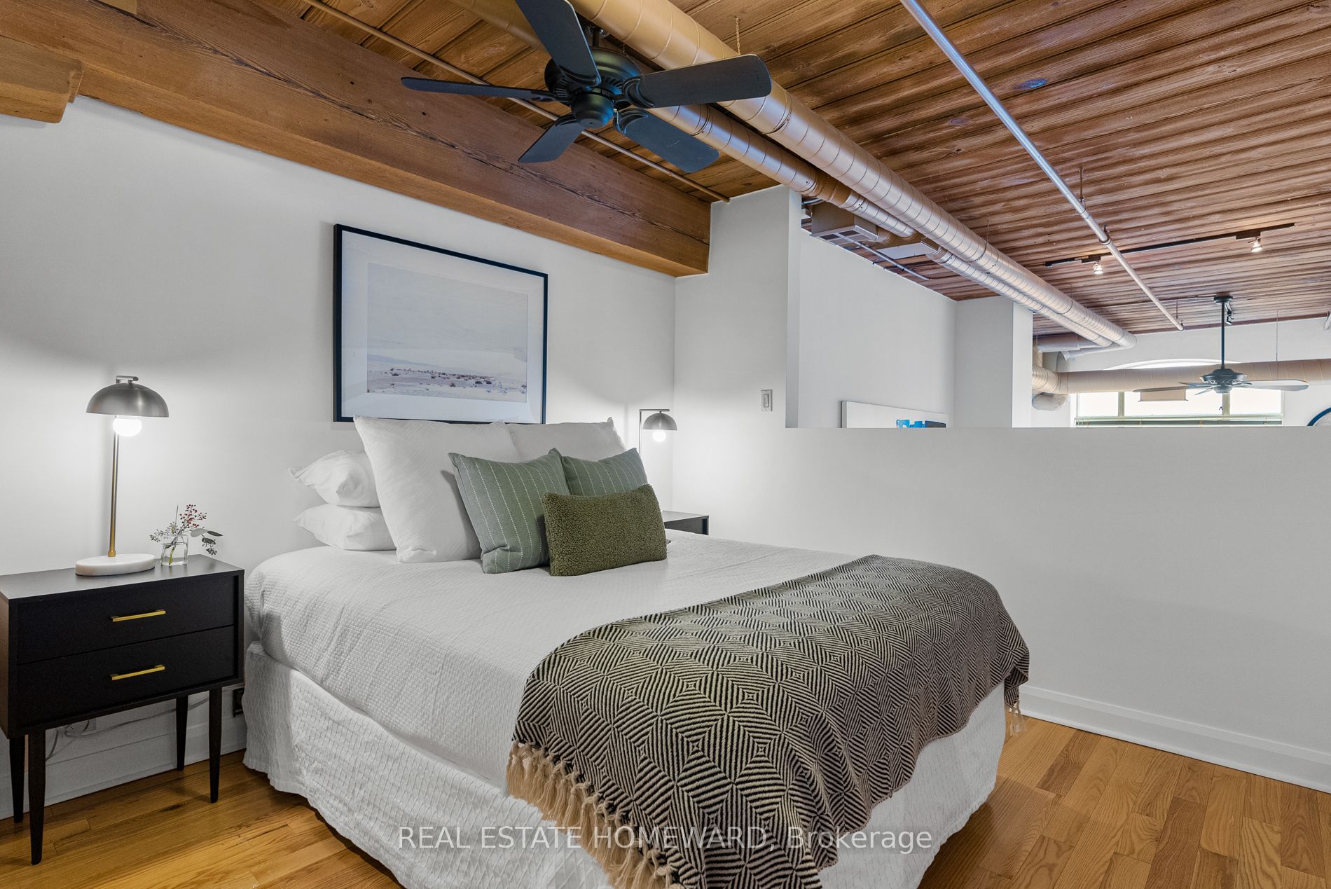 993 Queen Street W, #315