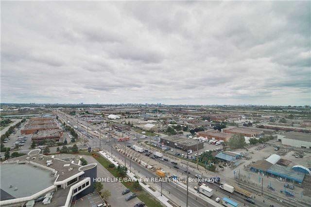2 Bedrooms Condo at 2900 highway 7, Vaughan For sale